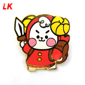 Cina Pabrik Kustom Logam Logo Anime Glitter Pin Hat Lencana Kerah Lembut Keras Enamel Pin