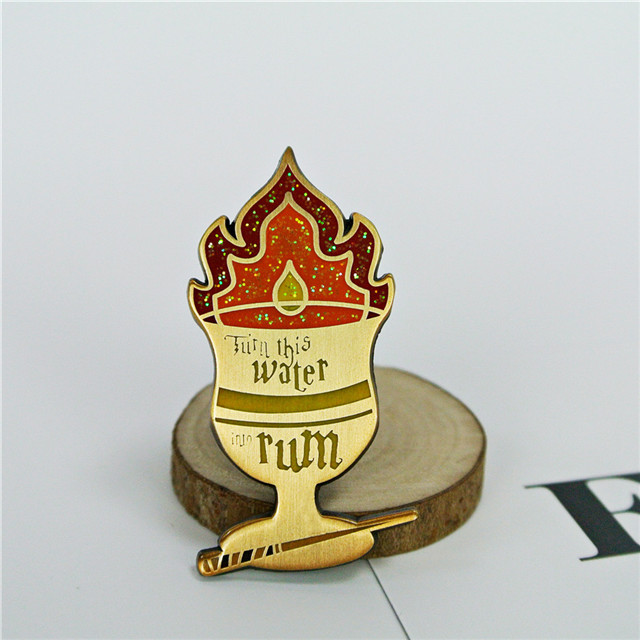 Pin Kerah Souvenir Seragam Unik